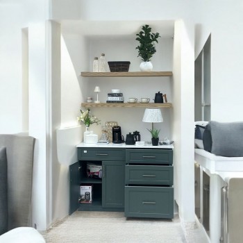 ركن كوفي  زيتي مع رفوف 