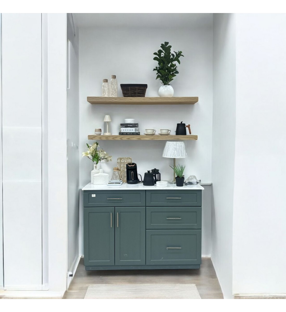 ركن كوفي  زيتي مع رفوف 