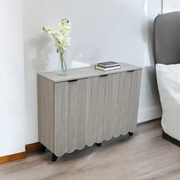 Modern shoe rack with a distinctive and contemporary design, 3 doors Modern shoe rack with a distinctive and contemporary design, 3 doors