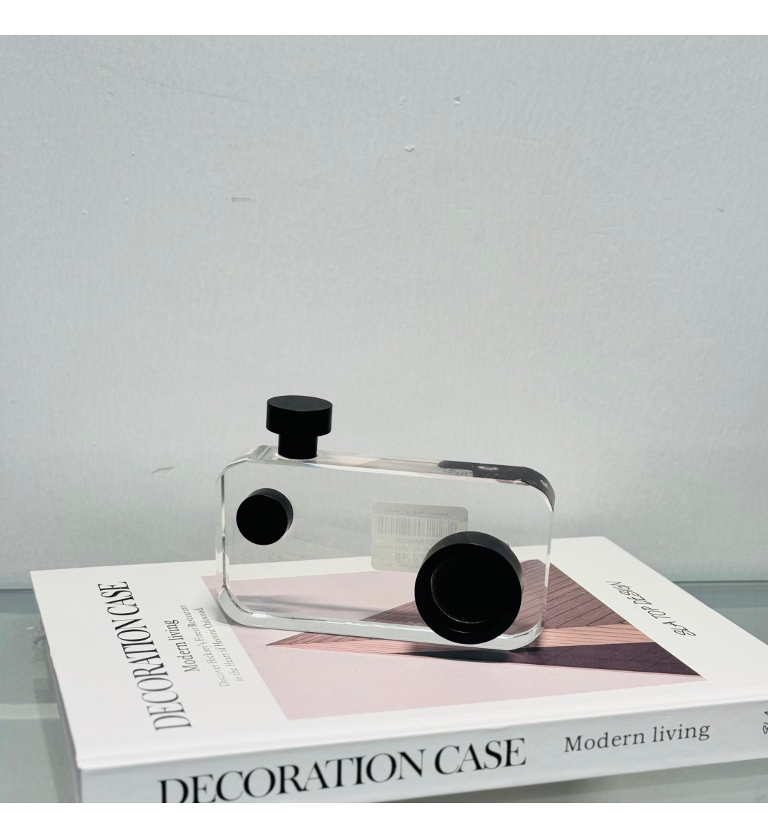 قطعة ديكور على شكل كاميرا مصنوعة من الأكريليك الشفاف9×13×4سن 