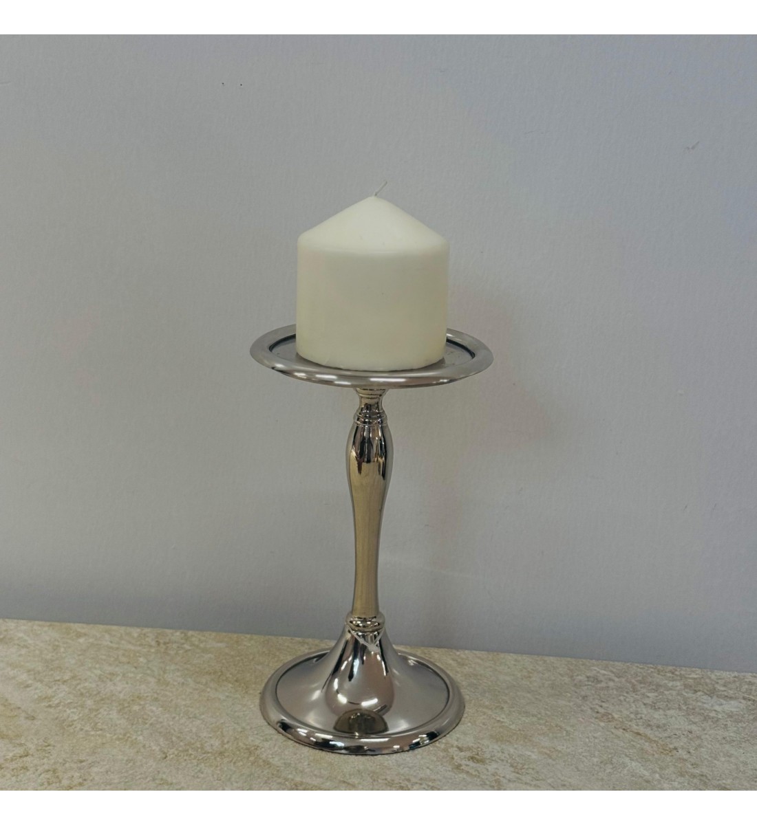 شمعدان استانلس استيل تصميم انيق 20×12×12سم 