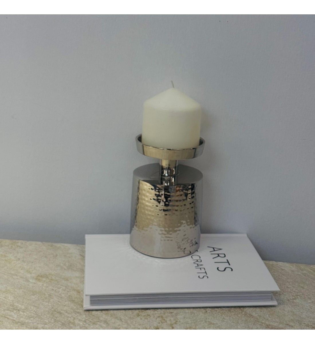 شمعدان استانلس استيل تصميم انيق 14×9×9سم