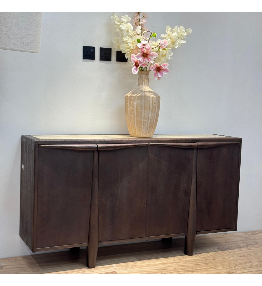 ركن كوفي خشب هندي 150×40×82سم 