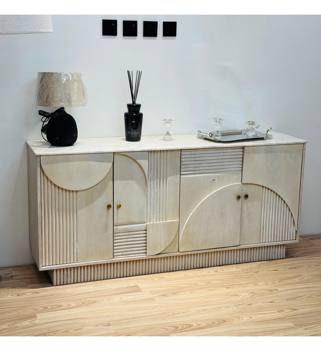 ركن كوفي خشب هندي سطح رخام 162×39×74سم 