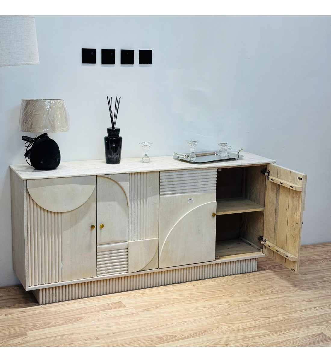 ركن كوفي خشب هندي سطح رخام 162×39×74سم 