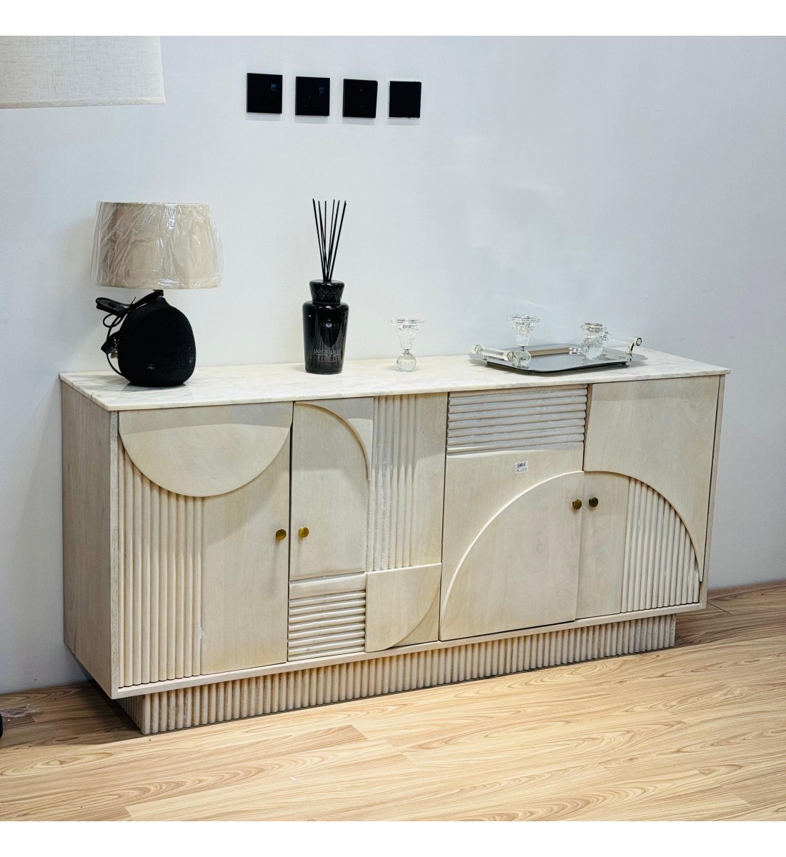 ركن كوفي خشب هندي سطح رخام 162×39×74سم 