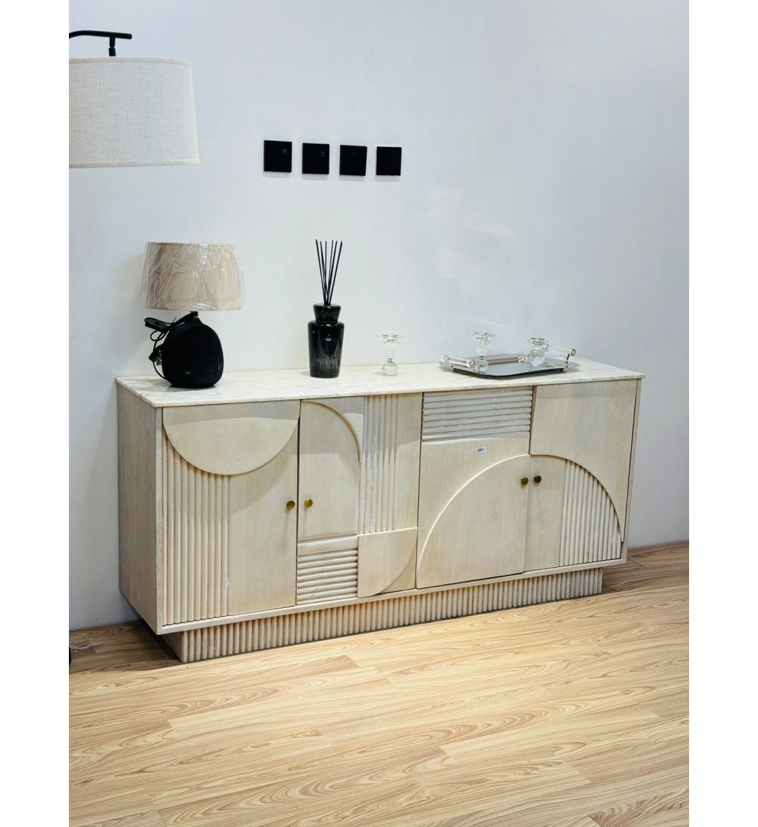 ركن كوفي خشب هندي سطح رخام 162×39×74سم 