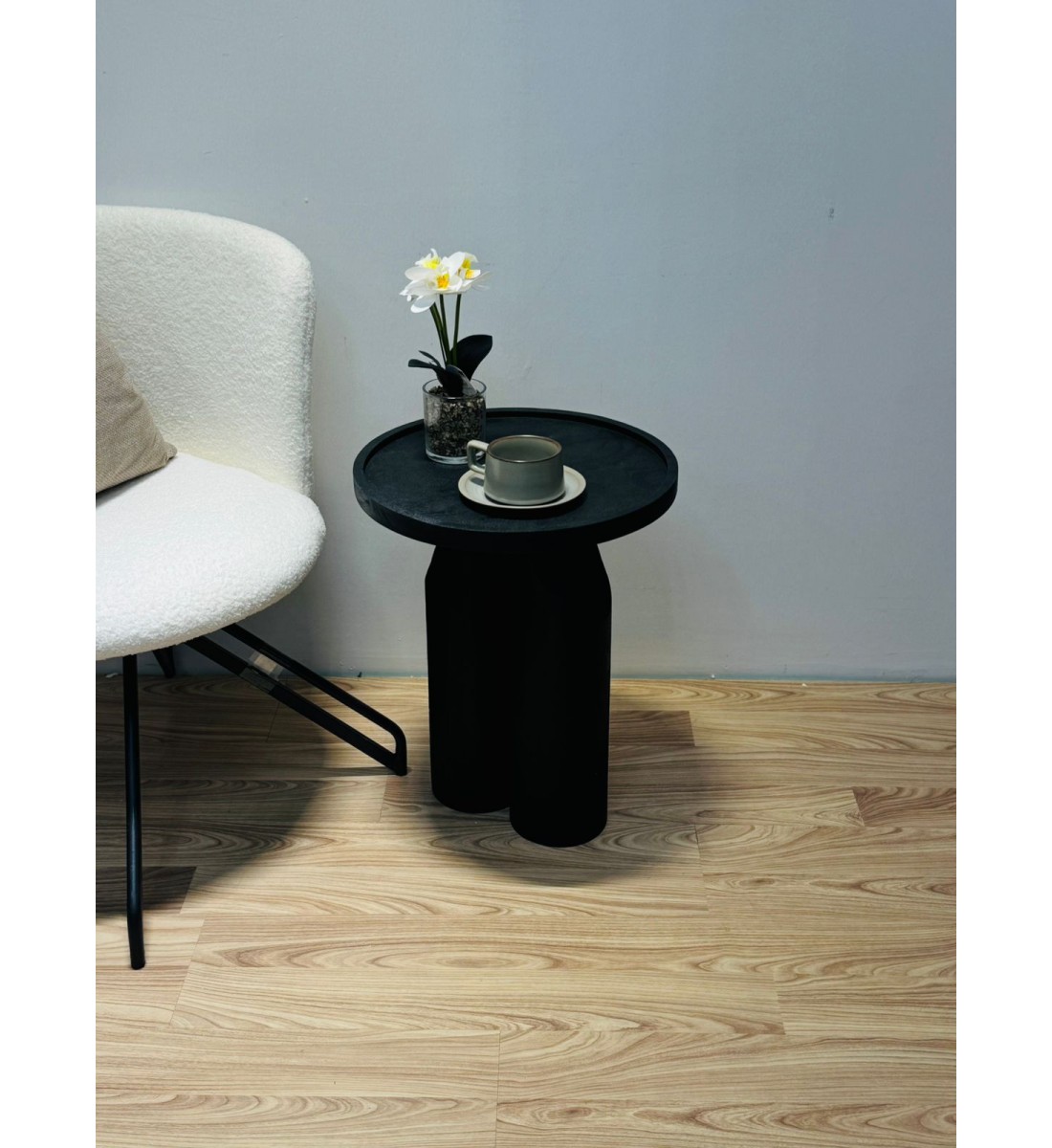 طاولة جانبية من خشب السنديان اسود40×40×50سم 