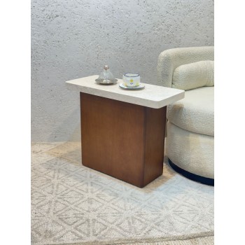 طاولة خدمة سطح من الرخام قاعده خشب لون بني70×30×55سم 