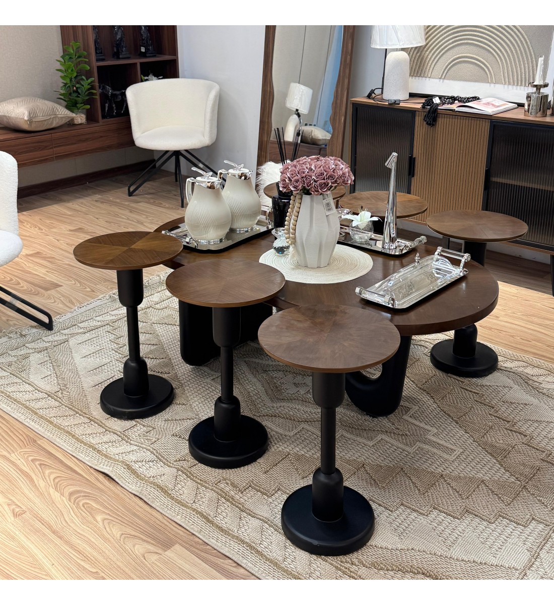 طقم طاولات 7قطع سطح خشب الجوز قاعده خشب لون اسود