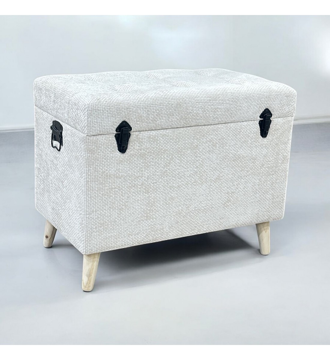 مقعد صندوق سجاد بوكليه ابيض70×40×56سم مقعد صندوق سجاد بوكليه ابيض70×40×56سم