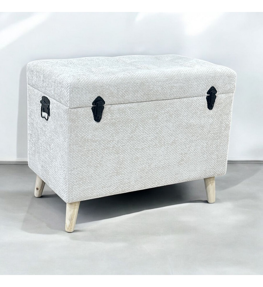 مقعد صندوق سجاد بوكليه ابيض70×40×56سم مقعد صندوق سجاد بوكليه ابيض70×40×56سم