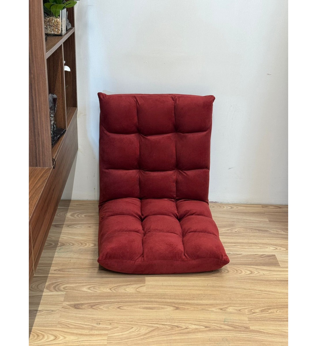 كرسي تاتامي من جيمينج لون احمر ارض - 58×53×50سم كرسي تاتامي من جيمينج لون احمر ارض - 58×53×50سم