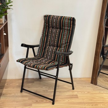 كرسي قابل للطي للأماكن الخارجية اسود مخطط