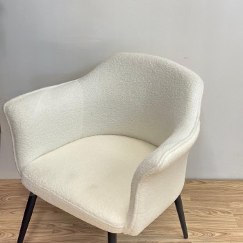 كرسي بوكلية أنيق وعصري ــ ابيض ــ 54x70x76سم