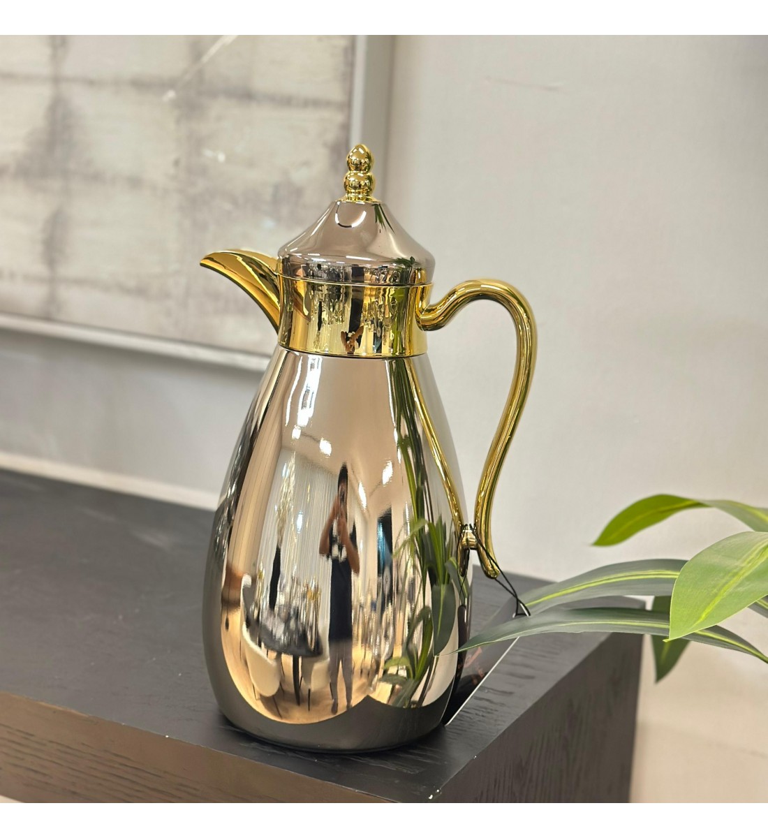 ترمس قمر استيل *ذهبي زجاج لونين 1.3لتر ترمس قمر استيل *ذهبي زجاج لونين 1.3لتر