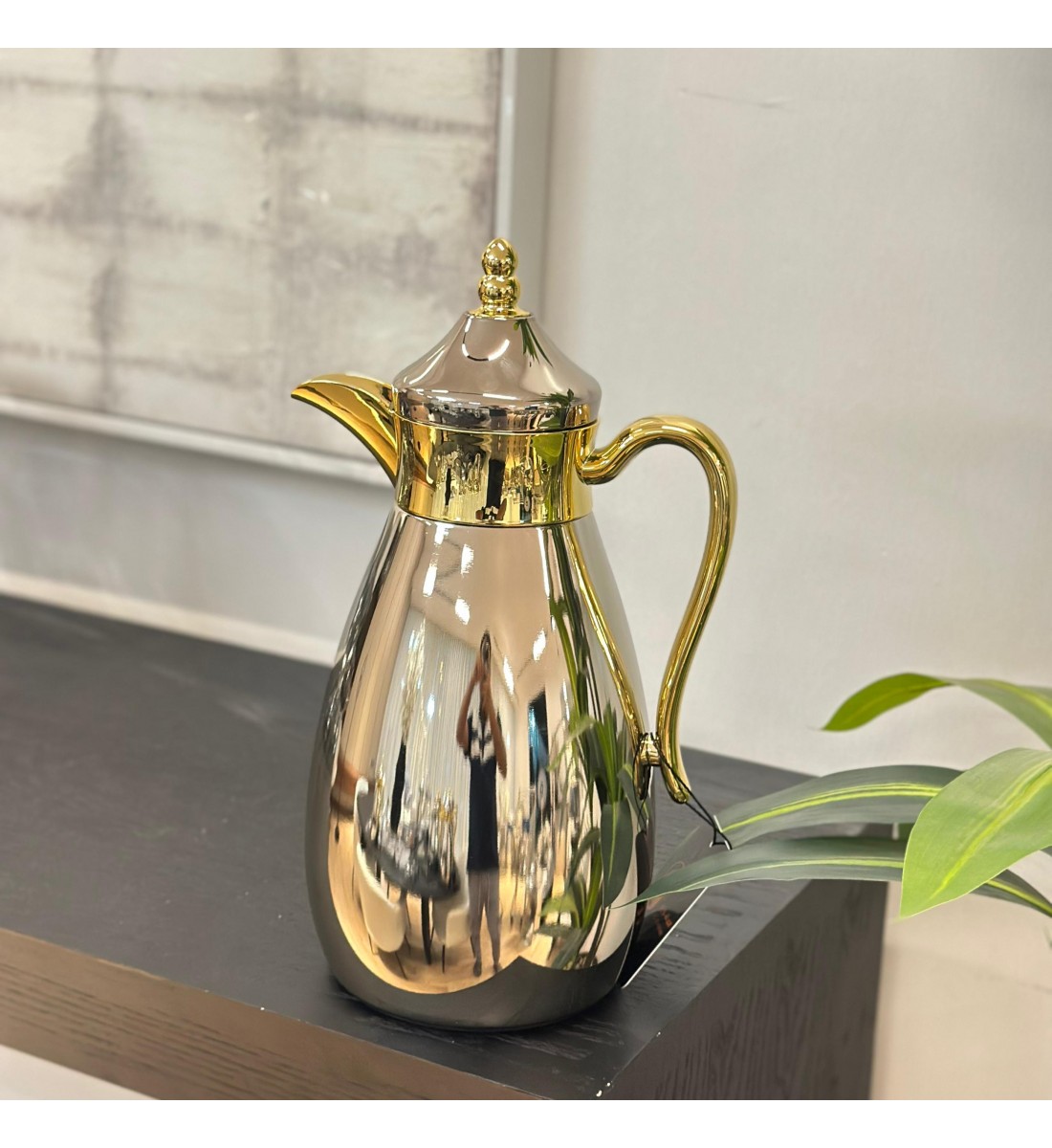 ترمس قمر استيل *ذهبي زجاج لونين 1.3لتر ترمس قمر استيل *ذهبي زجاج لونين 1.3لتر