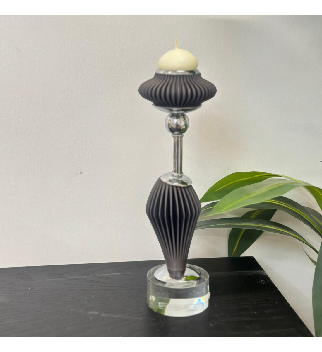 شمعدان بنفسجي اكرلك بنفسجي تصميم انيق31×5×5سم 