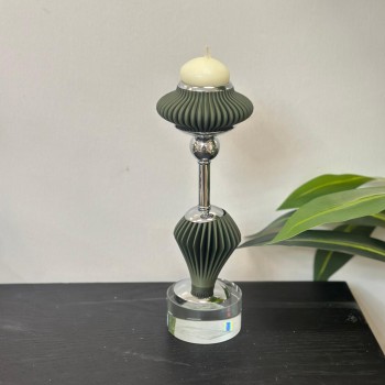 شمعدان اخظر اكرلك تصميم انيق 27×5×5سم 