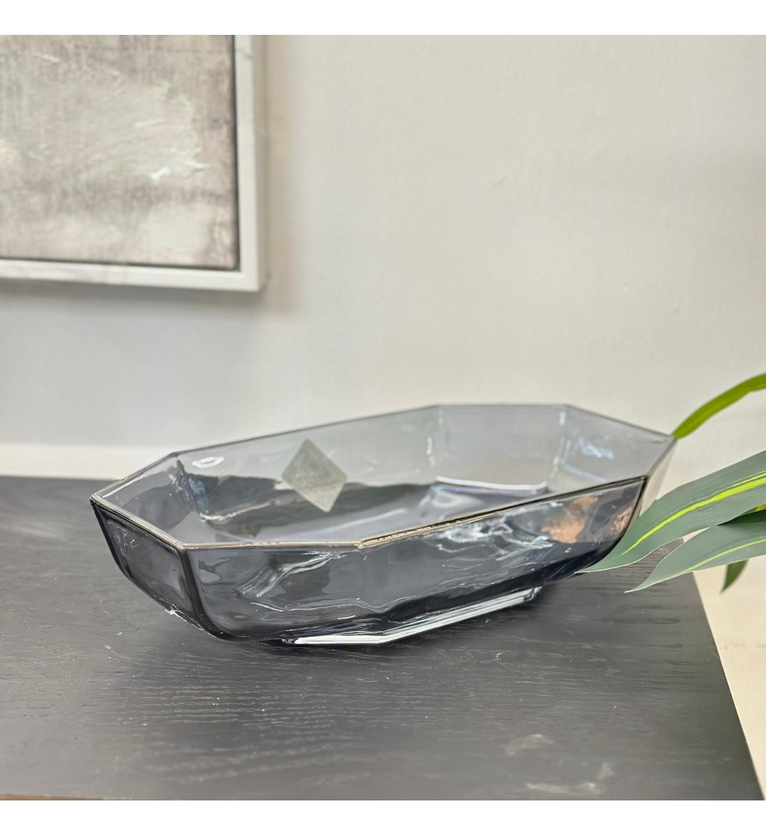 صينية تقديم مستطيل عميقة زجاج رمادي غامق - مناسبة لتقديم الفواكة والمكسرات31×17×7سم
