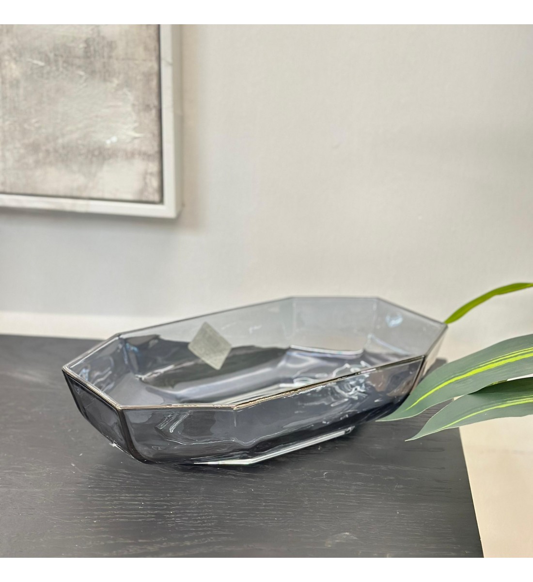 صينية تقديم مستطيل عميقة زجاج رمادي غامق - مناسبة لتقديم الفواكة والمكسرات31×17×7سم