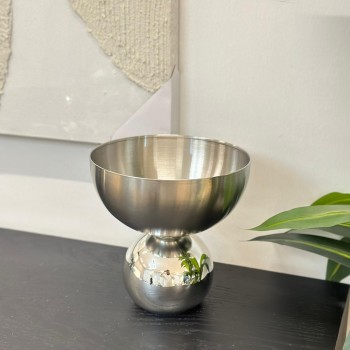 صحن تقديم معدني فاخر بتصميم عصري20×20×21سم 