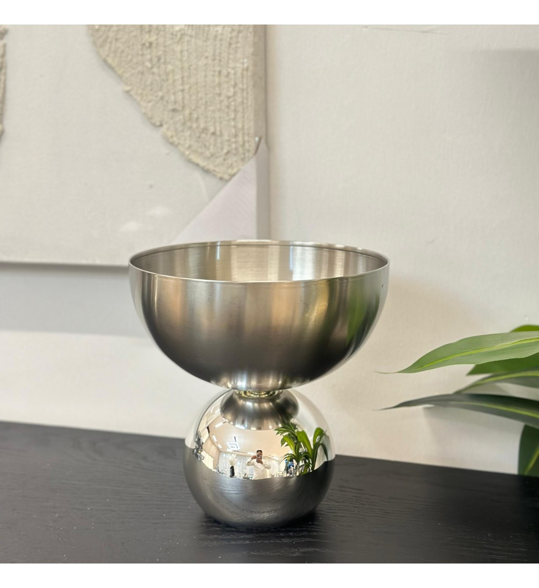 صحن تقديم معدني فاخر بتصميم عصري20×20×21سم صحن تقديم معدني فاخر بتصميم عصري20×20×21سم