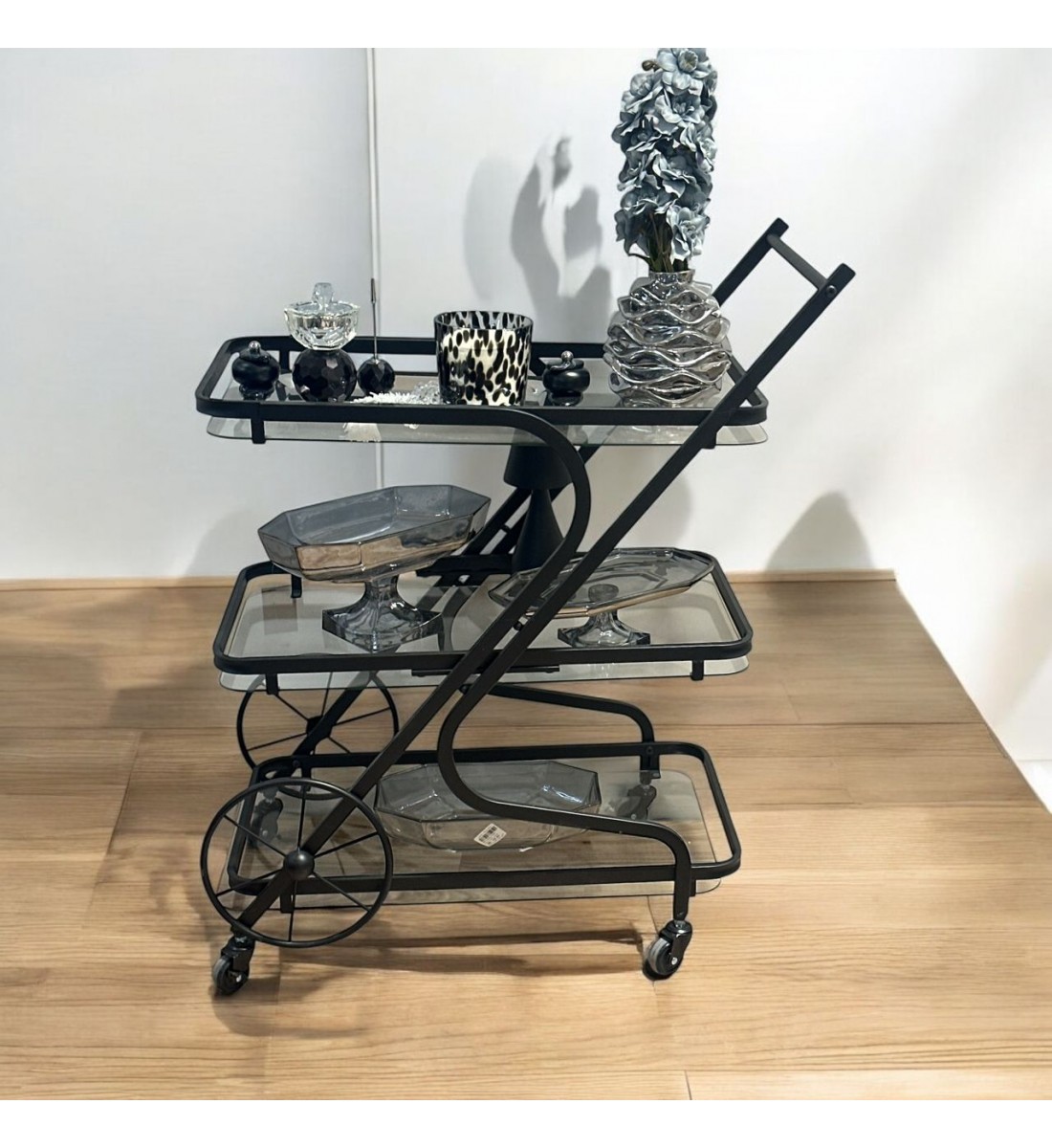عربيه تقديم زجاج اسود هيكل حديد اسود 68×40×76سم 