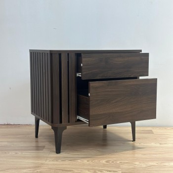 كمدينو 2درج بتصميم انيق ومميز 40×40×55سم (العرض لايشمل التركيب)