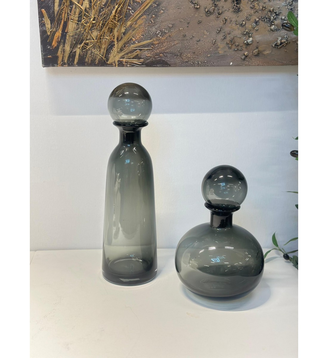 فازةاو قارورة  ديكور بتصميم فني راقٍ تضيف لمسة من الأناقة والجمال لأي زاوية في منزلك 42×8×8سم 