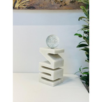 تحفة ديكور على شكل برج كره بلوري - مناسة لديكور المنزل 30×11×11سم 