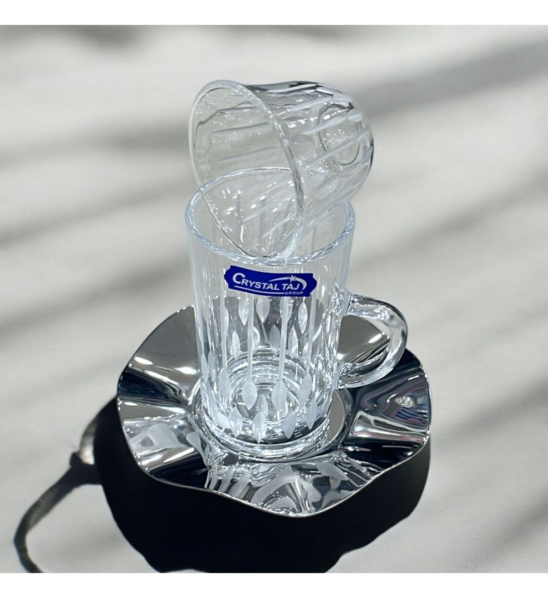 طقم كاسات وفناجين مع الصحن 18قطعه