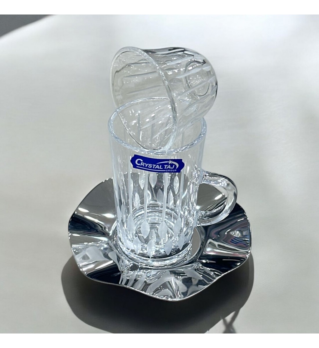 طقم كاسات وفناجين مع الصحن 18قطعه