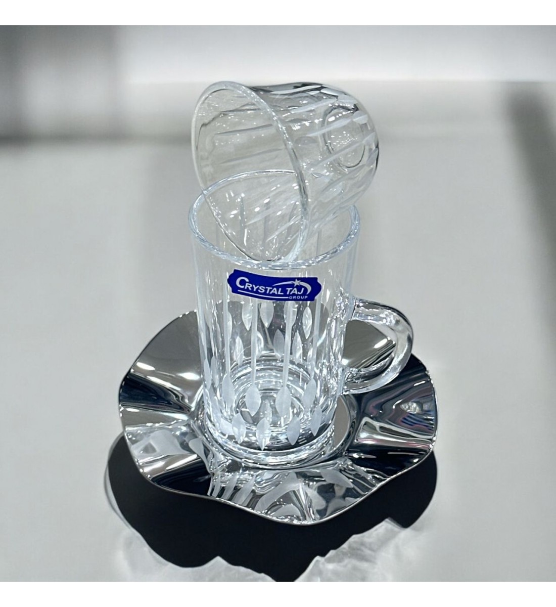 طقم كاسات وفناجين مع الصحن 18قطعه