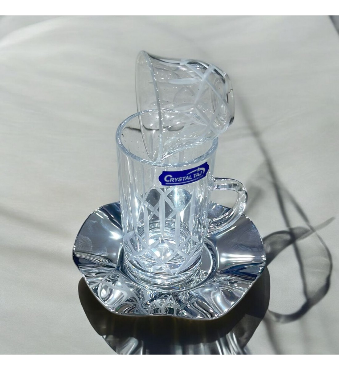 طقم كاسات وفناجين مع الصحن 18قطعه