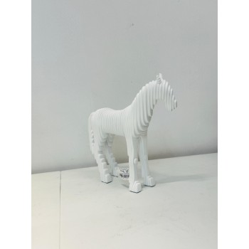تحفة حصان لون ابيض 28×27×7سم 