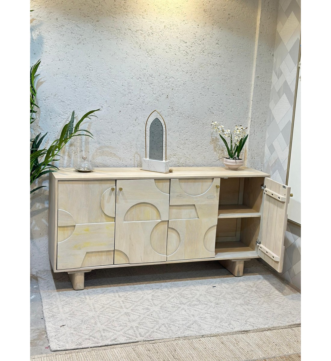 دولاب بوفيه حشب بيج 160×80×40سم دولاب بوفيه حشب بيج 160×80×40سم