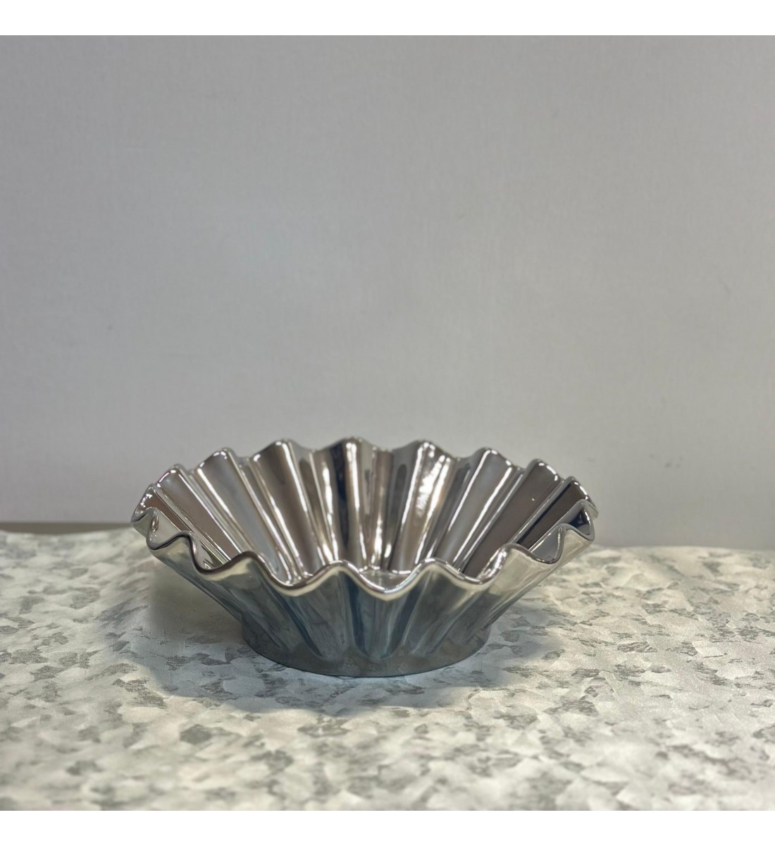 صحن تقديم سيراميك فاخر بتصميم عصري 24×24×8سم 