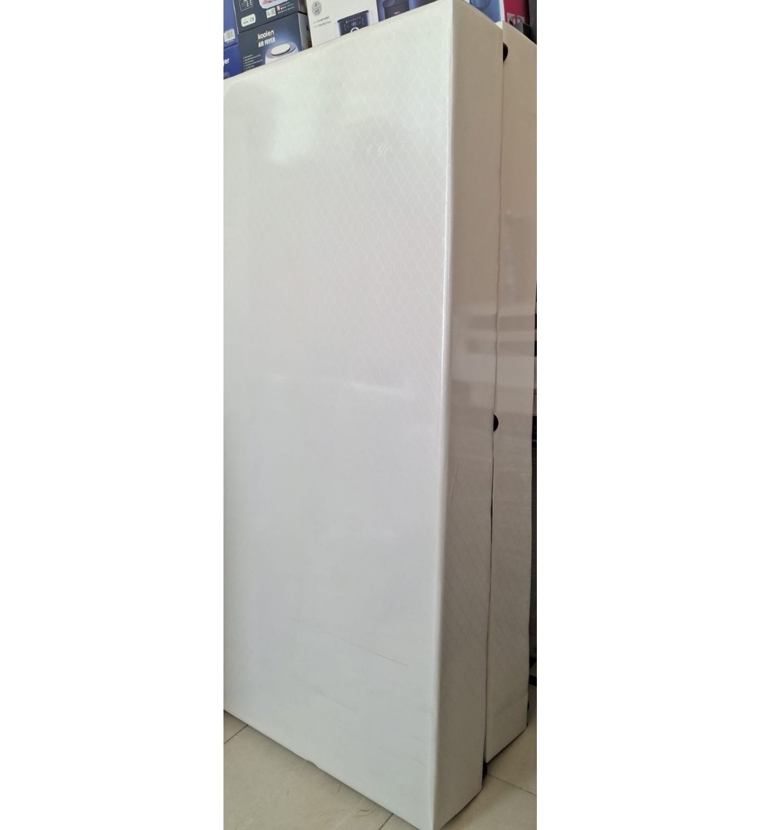 سرير خشبي بوكس ملبس قماش نفر ونص  لون ابيض 200*120*26 سم