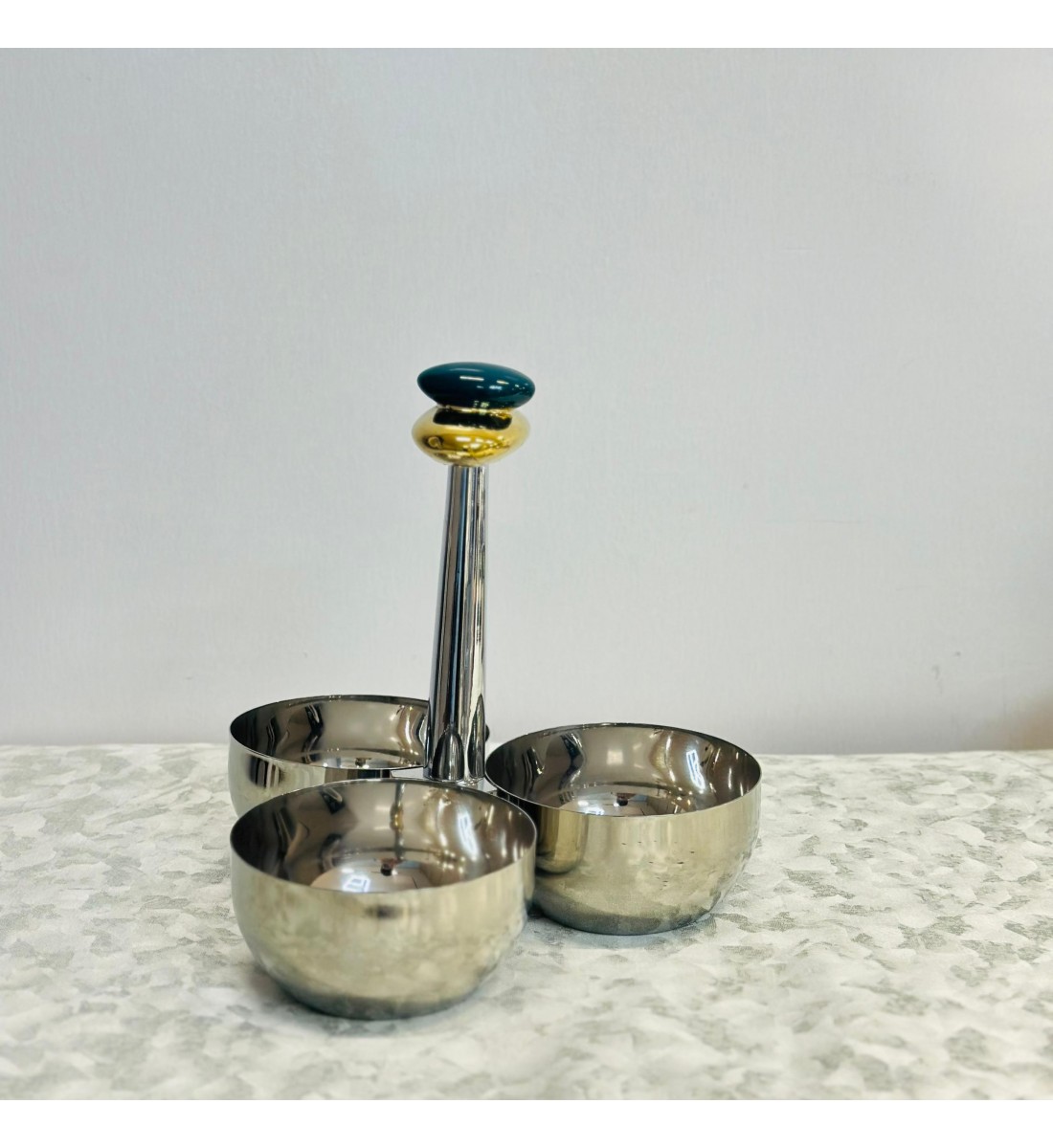 صحن تقديم معدني فاخر بتصميم ثلاثي الأوعية، 12×12×22سم 