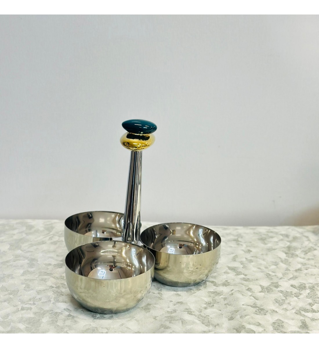 صحن تقديم معدني فاخر بتصميم ثلاثي الأوعية، 12×12×22سم 