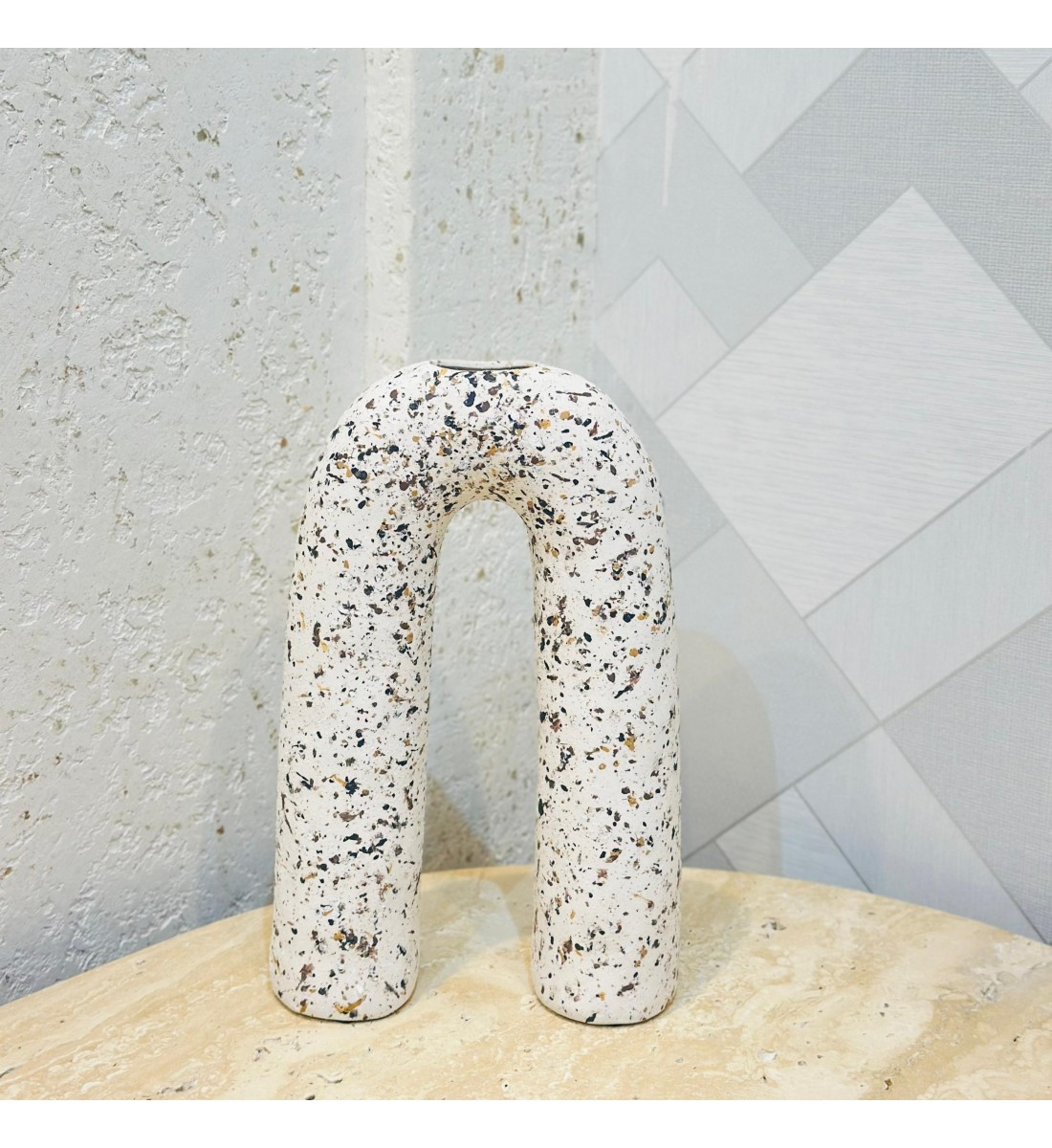 مزهرية سيراميك انيقة 30×16×5سم