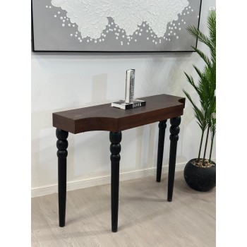 مدخل بسطح خشب قشرة الجوز وقاعده خشب (منتج تفصيل )