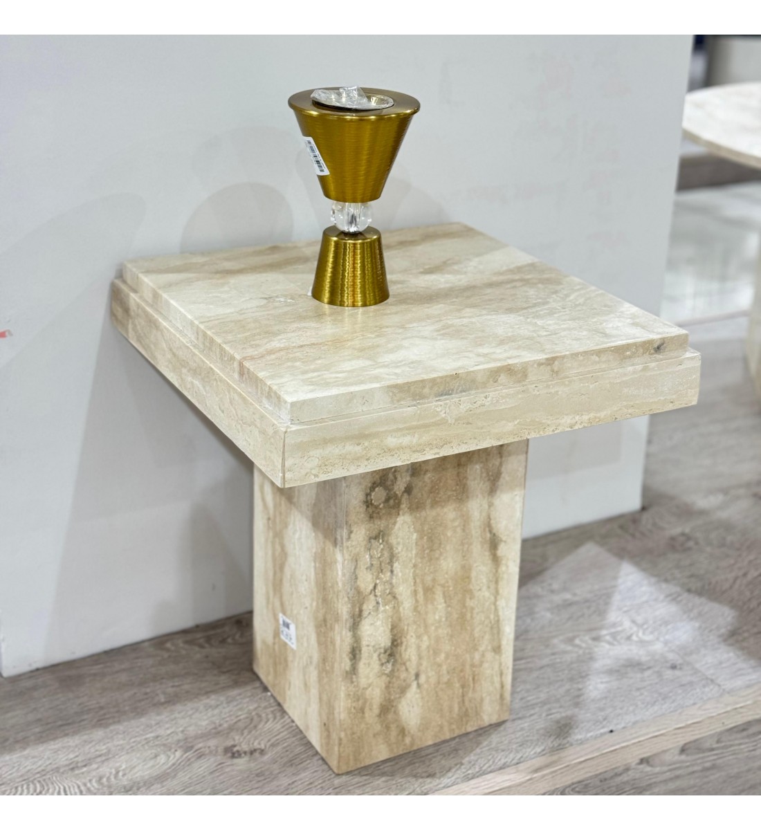 طاولة تقديم رخام ترفنتينوا 42×42×46سم طاولة تقديم رخام ترفنتينوا 42×42×46سم