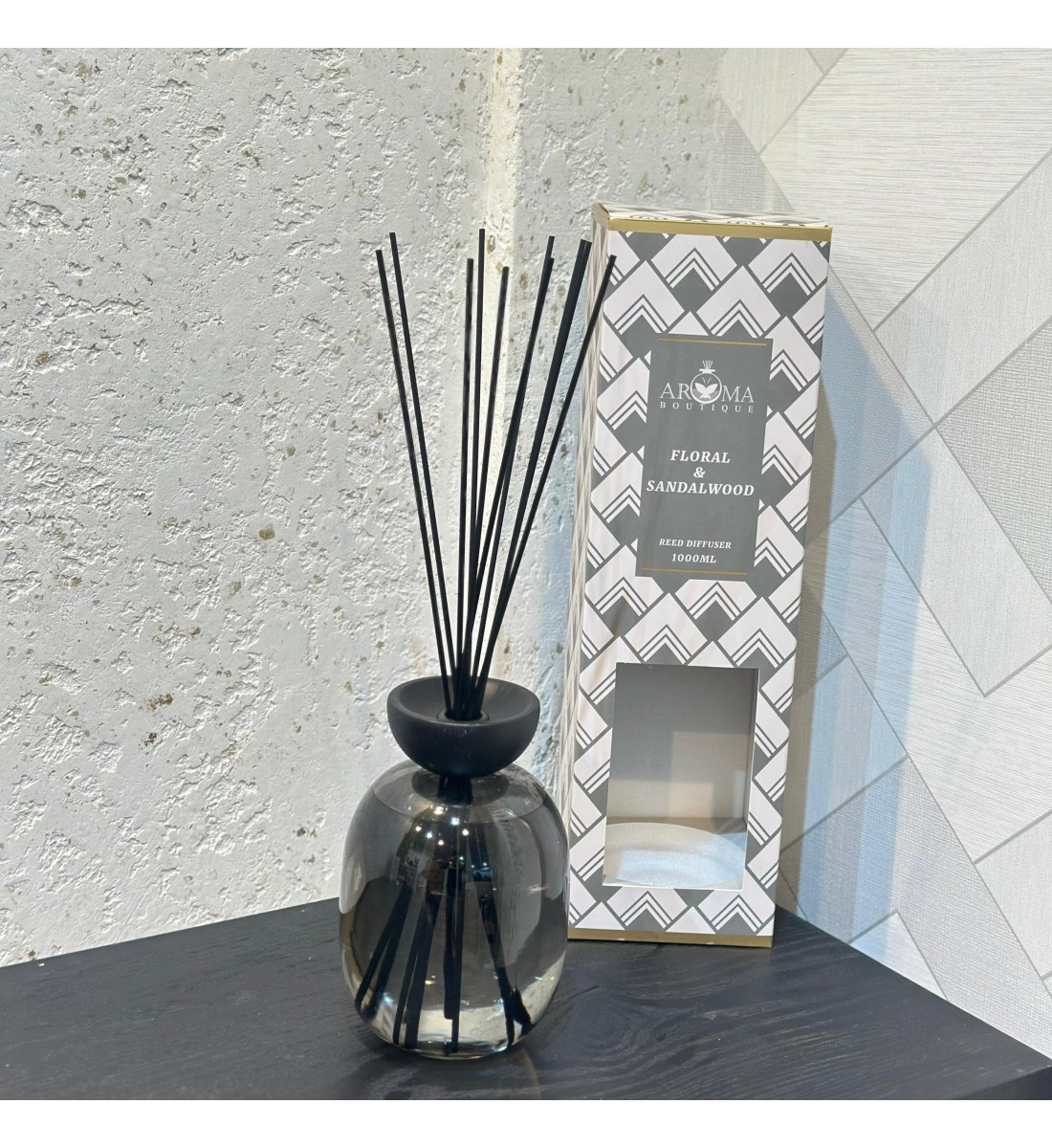 موزع عطر خشب الصندل والزهور من Aroma Boutique موزع عطر خشب الصندل والزهور من Aroma Boutique