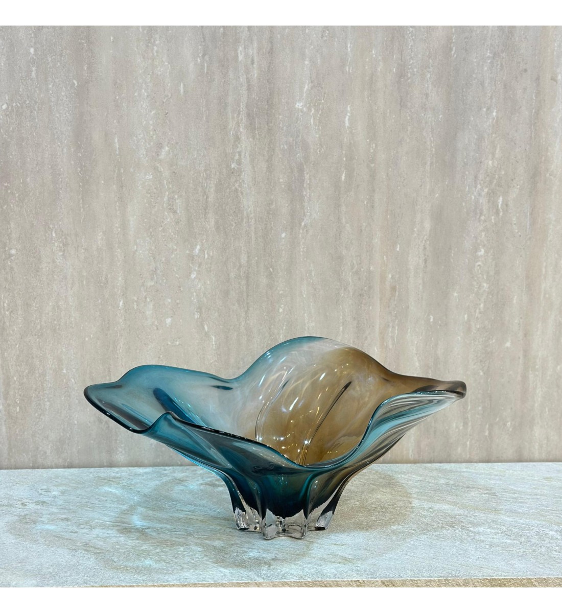 صحن تقديم زجاج مودرن بتصميم كلاسيك 50×35×18سم صحن تقديم زجاج مودرن بتصميم كلاسيك 50×35×18سم