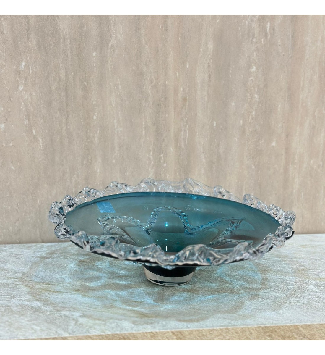 صحن تقديم زجاج مودرن بتصميم كلاسيك 38×38×11سم صحن تقديم زجاج مودرن بتصميم كلاسيك 38×38×11سم