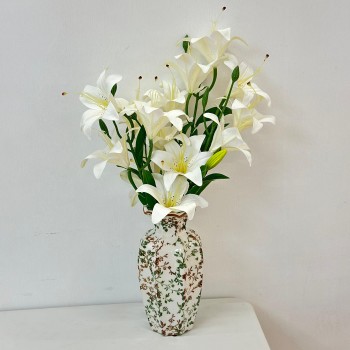 فازة سيراميك أنيقة مزخرفة بنقوش نباتية باللونين الأخضر والبني26×10×10سم 