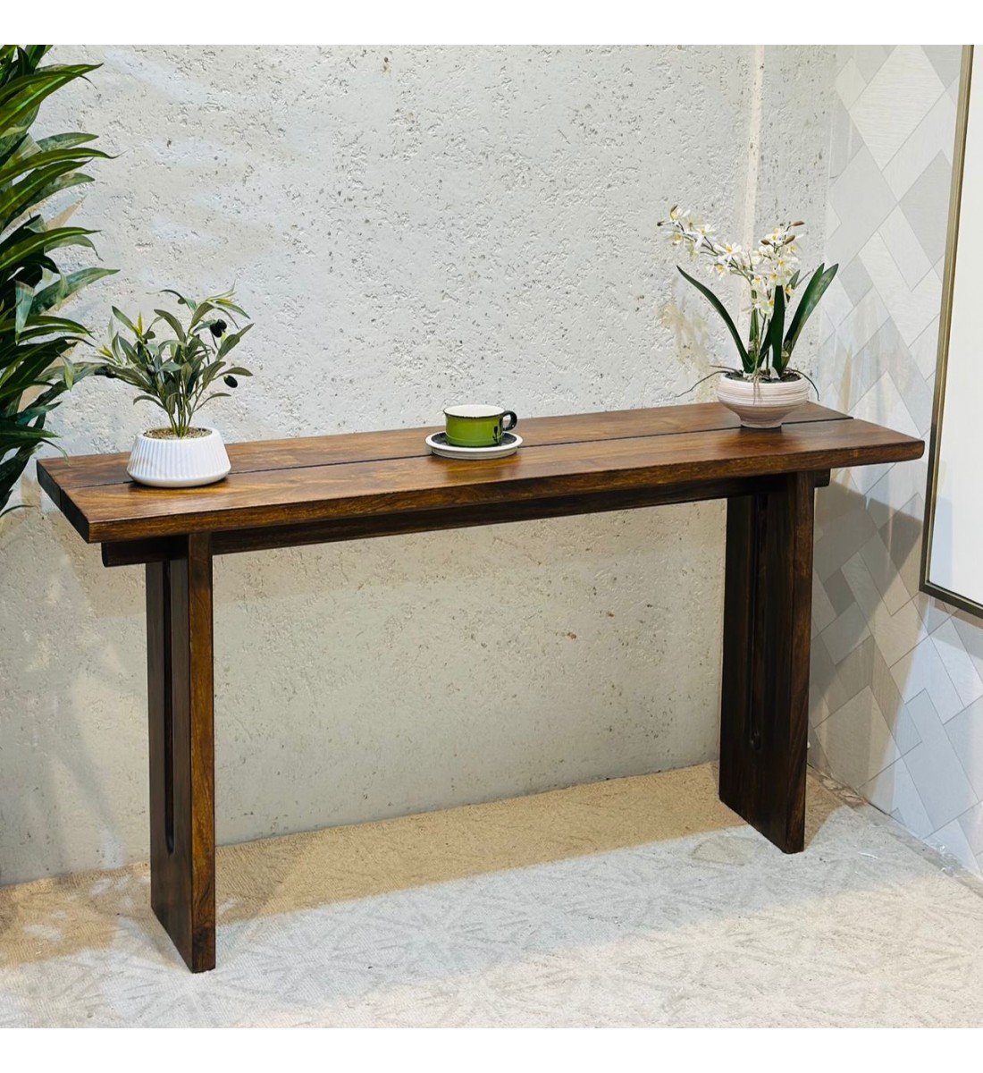 طاولة كونسول خشبية أنيقة بتصميم بسيط وعملي140×40×75سم 