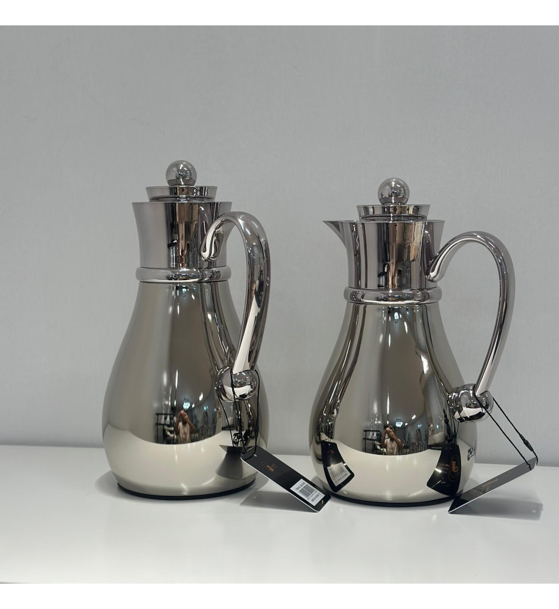 طقم ترمس بتصميم عصري فاخر 2قطع طقم ترمس بتصميم عصري فاخر 2قطع